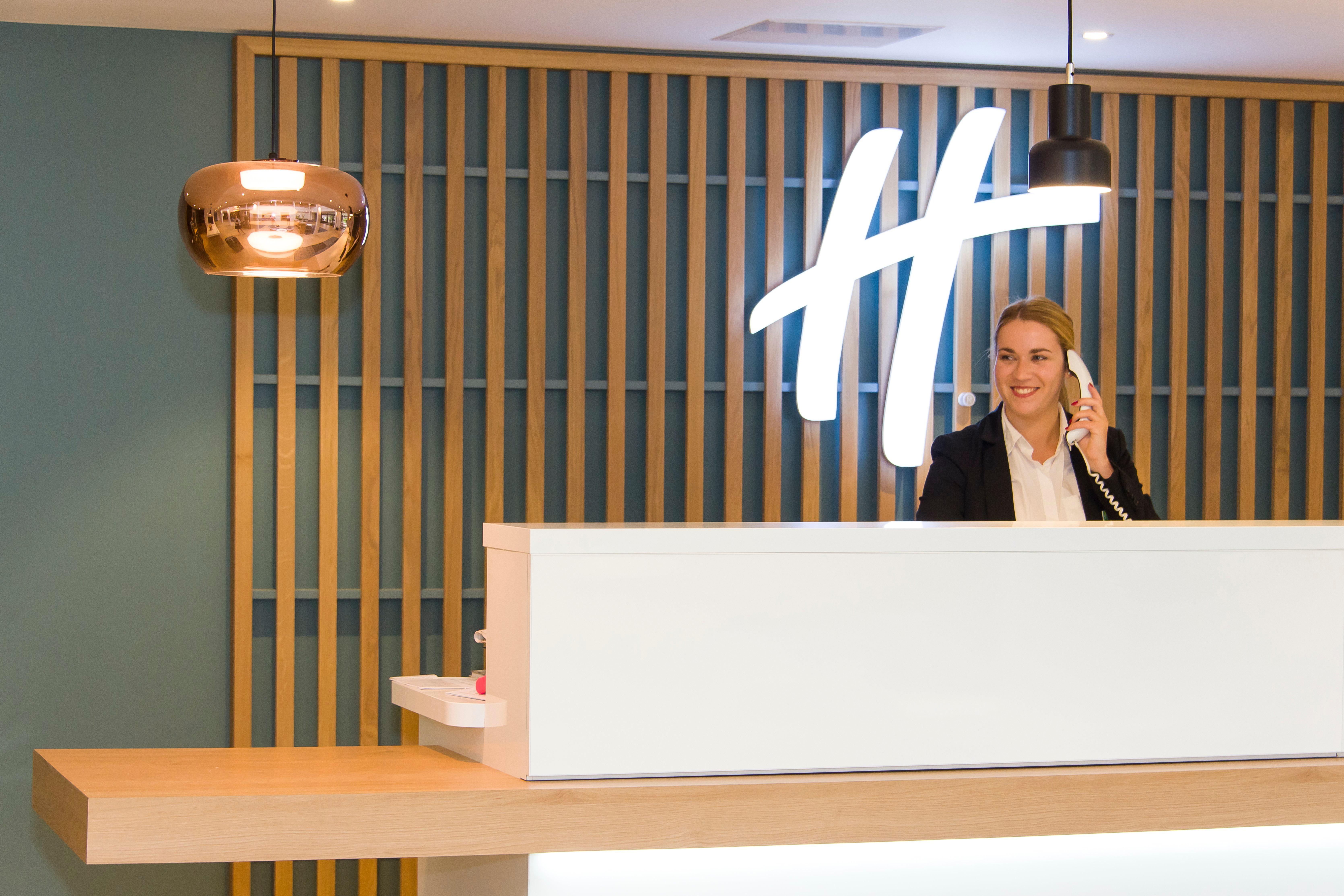 Holiday Inn Calais Coquelles By Ihg Exterior photo