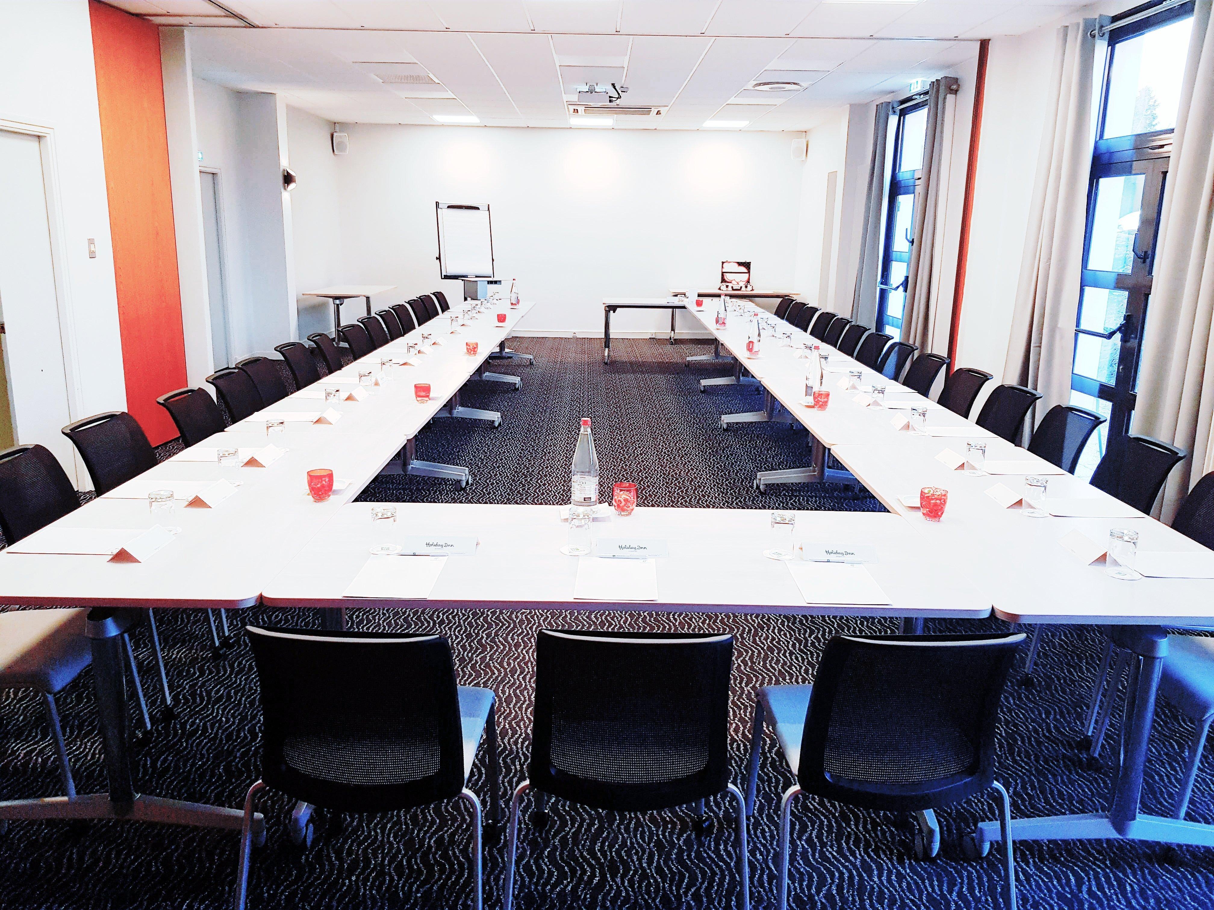 Holiday Inn Calais Coquelles By Ihg Exterior photo